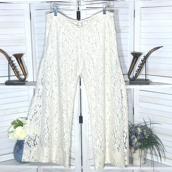 Becca Rebecca Virtue Cream Paisley Lace Swim Cover Up Pants M - Picture 1 of 7